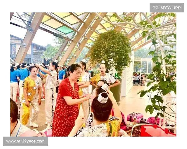 中国大妈队卫冕世界广场舞锦标赛再创辉煌展现团结与活力 中国大妈队卫冕世界广场舞锦标赛再创辉煌展现团结与活力